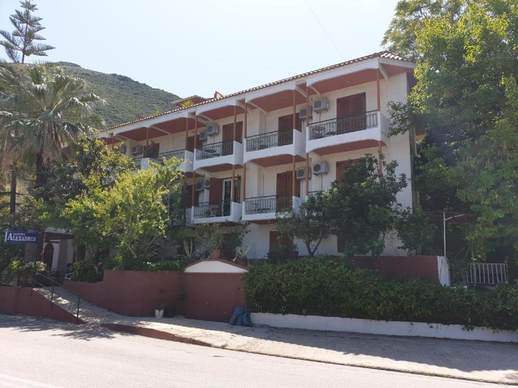 Alexandros B Nikiana Exterior foto